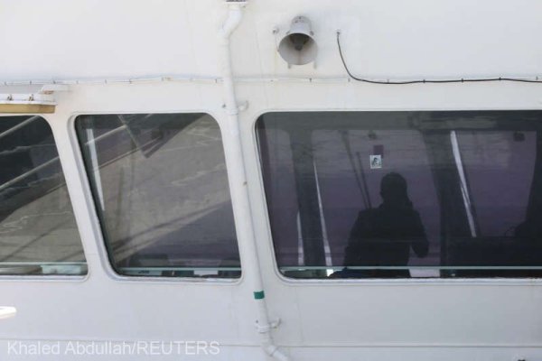 Rebelii houthi revendică un nou atac asupra unei nave comerciale în Marea Roşie
