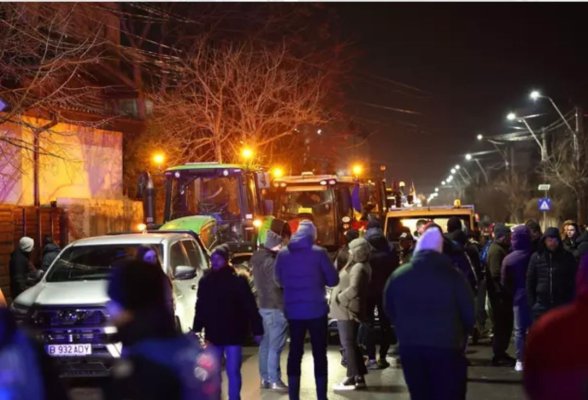 Mașina unui bărbat lovită în plin protest de adjunctul șefului IPJ