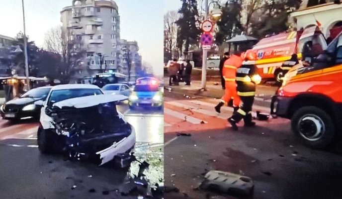 Autospecială SMURD, lovită de o mașină, pe bd. Tomis. 3 paramedici și un voluntar au ajuns la spital