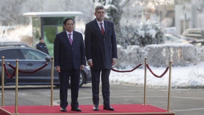 Premierul vietnamez - primit la Palatul Victoria cu onoruri militare