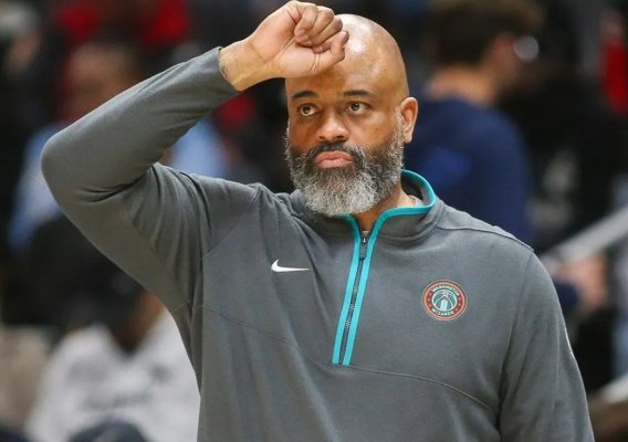 Baschet - NBA: Antrenorul echipei Washington Wizards, Wes Unseld Jr., demis