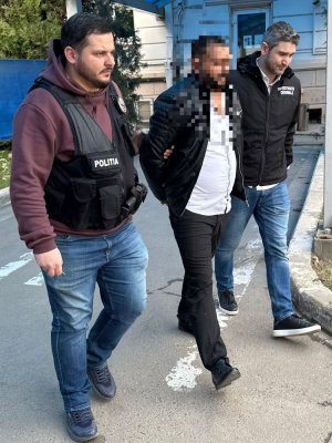 Bărbat de 39 ani, arestat pentru complicitate la furt calificat și distrugere