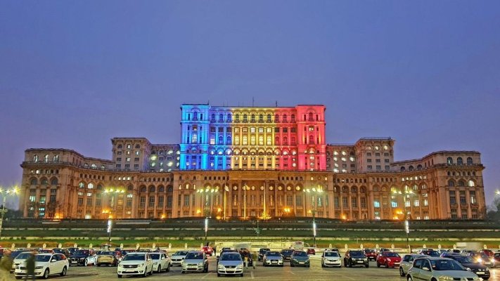 Casa Poporului plătește aproape 200 de mii de euro pe lună la curent