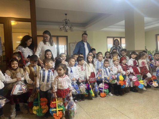 Primăria Valu lui Traian a primit colindători