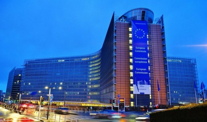 Comisia Europeană recomandă decidenţilor din România să se bazeze pe sfatul experţilor la stabilirea salariului minim