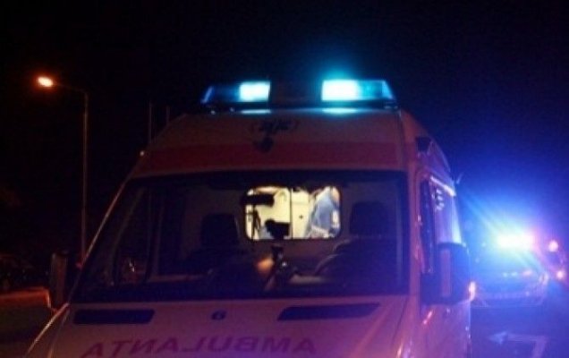 O mașină a intrat în sensul giratoriu de la Agigea
