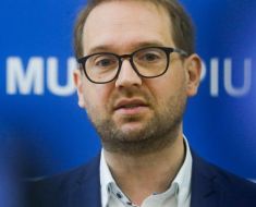 Dosar DNA pentru abuz în serviciu, la Primăria Timișoara: Zeci de milioane de lei ar fi fost deturnați în mandatul lui Fritz