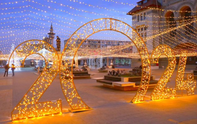  Se strânge iluminatul festiv din municipiu