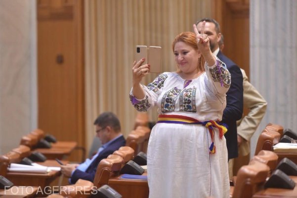 Diana Șoșoacă