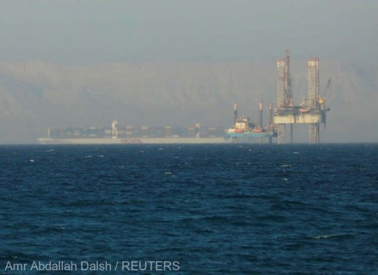 UE înclină să desfăşoare o misiune navală strict defensivă în Marea Roşie, fără a-i ataca pe rebelii houthi