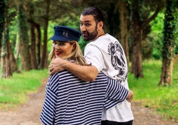 Smiley și Gina Pistol, vacanță de vis alături de micuța Josephine