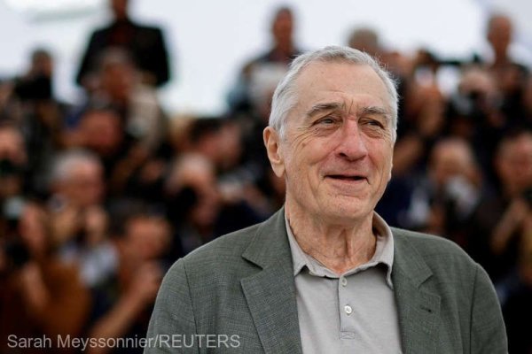 Robert De Niro, îndrăgostit lulea de iubita lui cu 35 de ani mai tânără