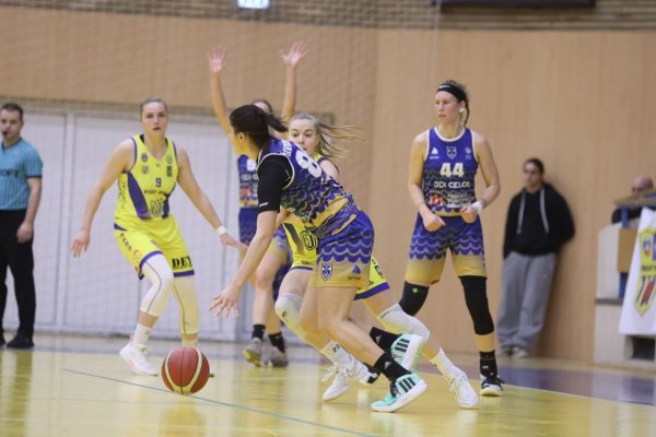 CSM CSU Constanţa continuă parcursul fără greşeală în campionat