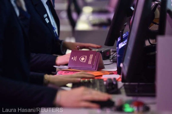 Emiratele Arabe Unite şi Kosovo semnează un acord pentru eliminarea vizelor