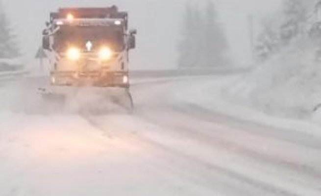 Se închid școli în România din cauza condițiilor meteo