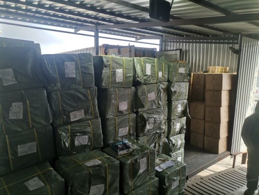Încălțăminte contrafăcută în valoare de 2.500.000 lei, reținută de inspectorii vamali 