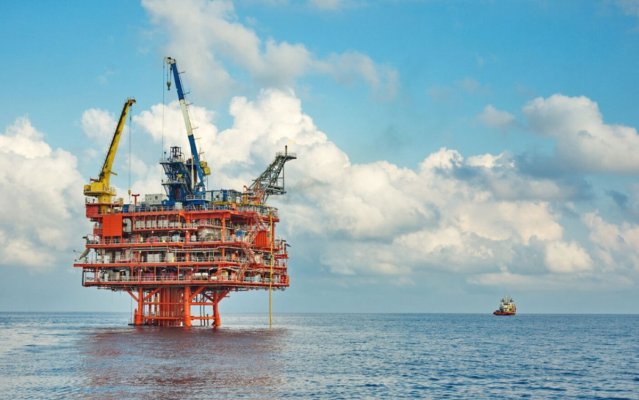 Greenpeace a dat în judecată mai multe autorități din Constanța. Miza: proiectul Petrom și Romgaz din Marea Neagră