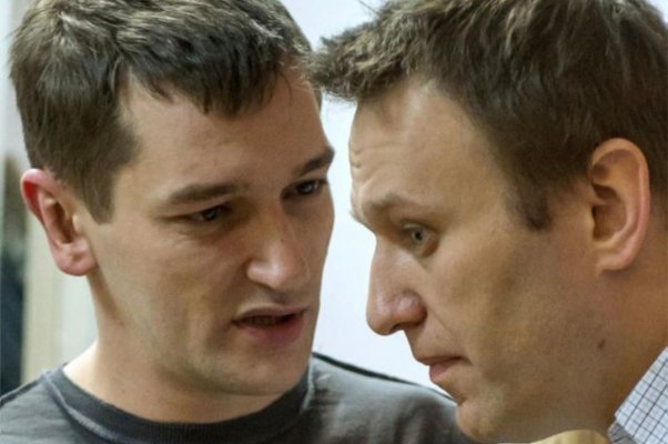 Fratele lui Alexei Navalnîi a fost dat în urmărire în Rusia