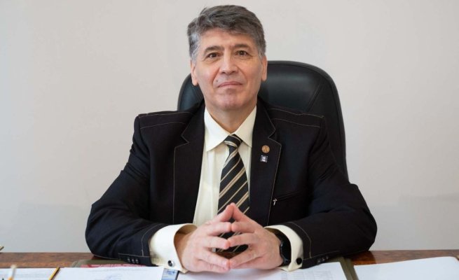 Leoreanu: S-a propus ca stagiul militar voluntar să poată fi făcut de femei şi bărbaţi cu vârsta între 18 şi 35 de ani