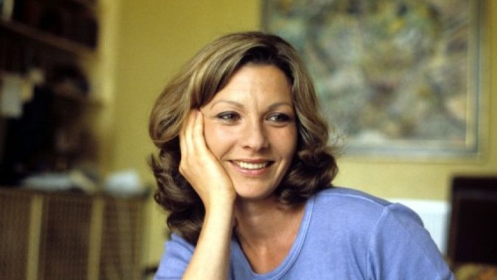 Pamela Salem, cunoscută pentru rolul secretarei lui James Bond din Never Say Never Again, a murit