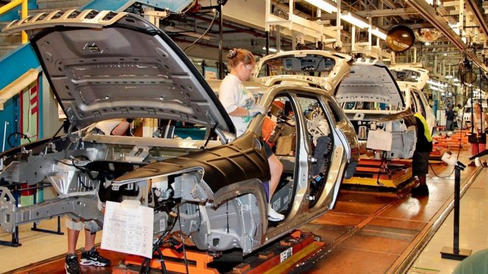 Stellantis va concedia până la 2.450 de muncitori în SUA
