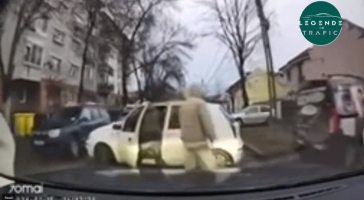 O șoferiță a accidentat două persoane în timpul orelor de conducere
