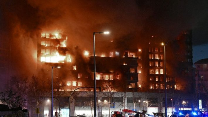 MAE: Doi români au murit în incendiul din Valencia