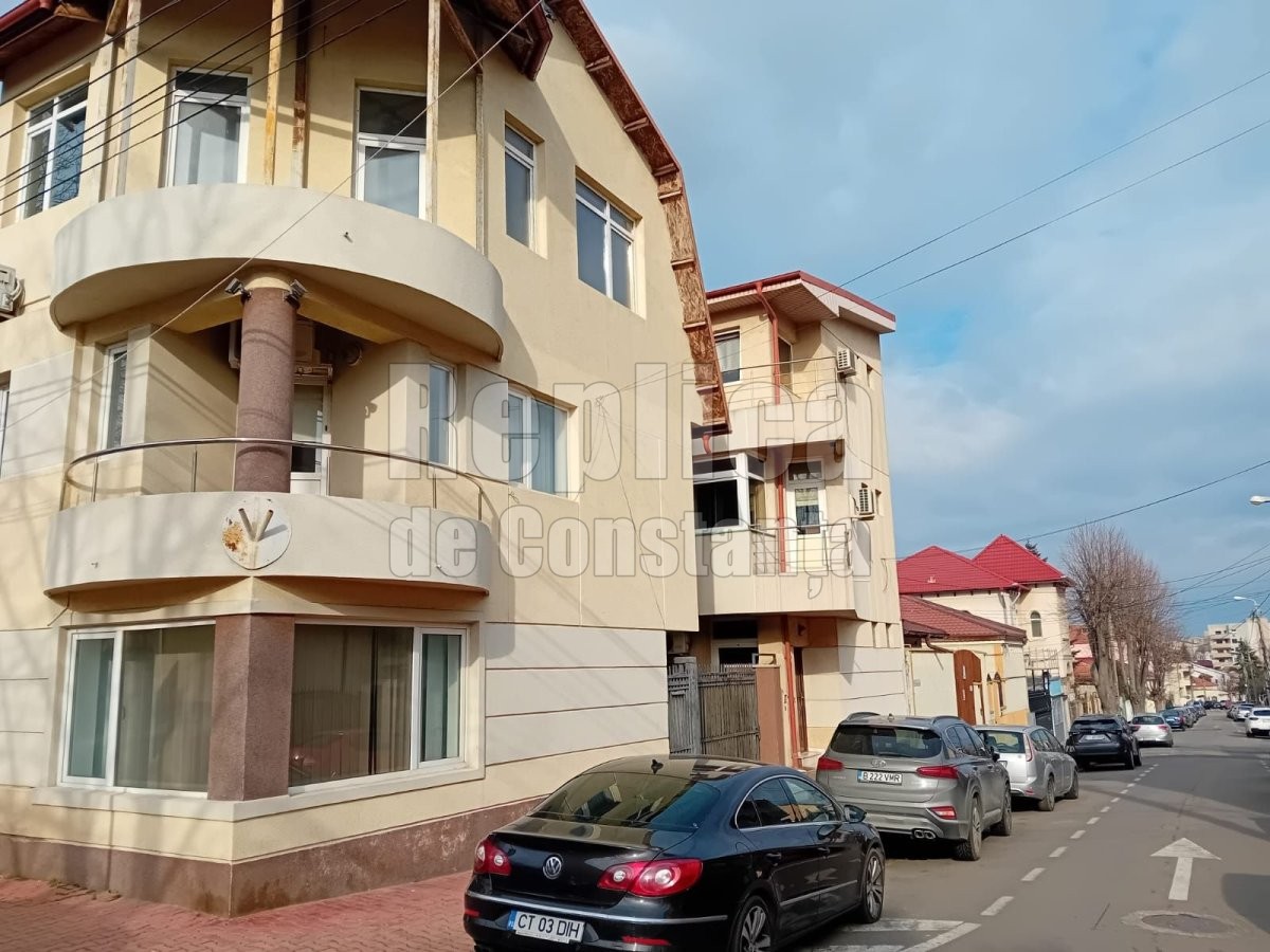 Un afacerist celebru din Constanța a rămas fără vila pe care o are în