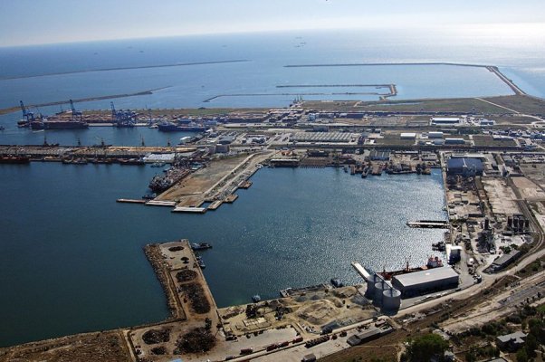 Romgaz și Socar, proiect comun pentru construirea unui terminal LNG în Portul Constanța 