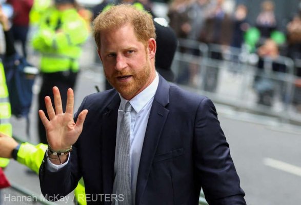 Prinţul Harry a sosit la Londra după ce tatăl său a fost diagnosticat cu cancer