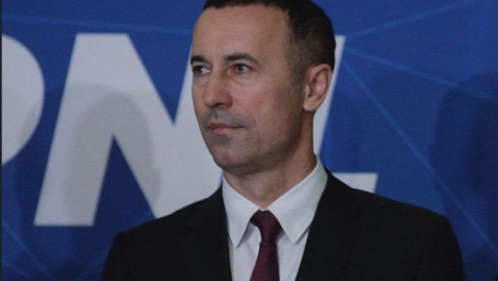 Iulian Dumitrescu contestă sechestrul pus de DNA pe averea sa