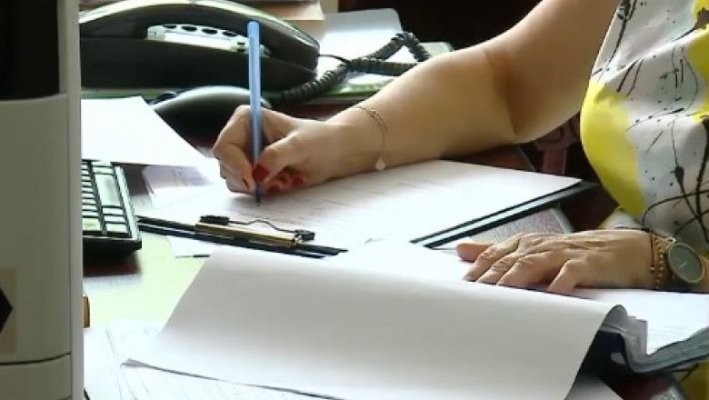 Administratorul unui liceu din Tulcea a „uitat“ să declare la stat contribuțiile sociale ale profesorilor!