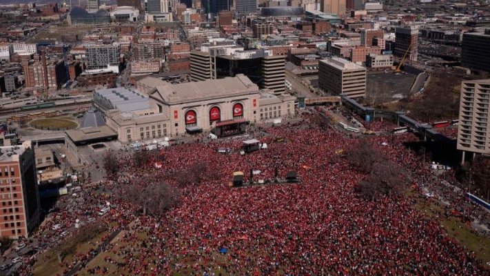  Atac armat la parada victoriei de la Super Bowl. Sunt mai multe victime