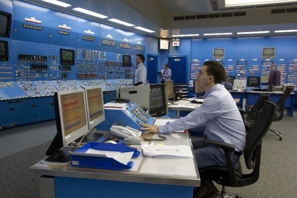 Cine sunt canadienii care au obținut 18 mil. USD pentru consultanța directorilor CNE Cernavodă?! 