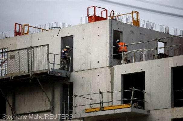 Volumul lucrărilor de construcţii a scăzut în primele şase luni cu 2,5%