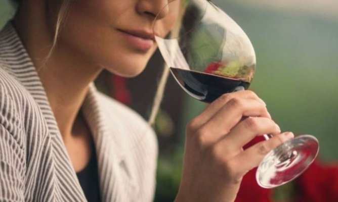 Busuioaca de Bohotin şi Fetească Neagră, cele mai căutate vinuri în mediul online