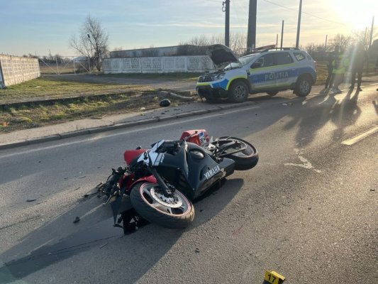 Autospecială de Poliţie, implicată în accident rutier