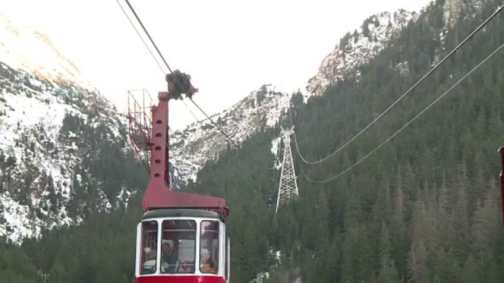 Cinci turişti au rămas blocaţi în telecabina de la Bâlea Lac