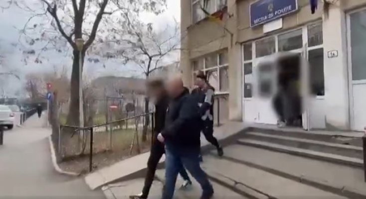 Jucător de baschet, bătut de suporteri ai CSA Steaua. Agresorii au fost reținuți