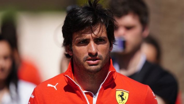 Auto - F1: Pilotul Carlos Sainz jr de la Ferrari, cu apendicită, ratează cursa din Arabia Saudită