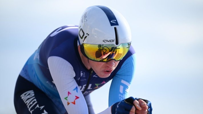 Ciclism: Chris Froome, victima unei fracturi de scafoid, a abandonat în cursa Tirreno-Adriatico