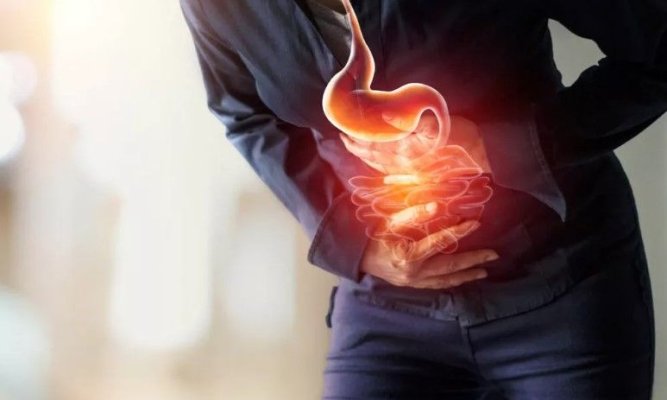 Cinci tulburări digestive care pot fi, de fapt, simptome de cancer de colon