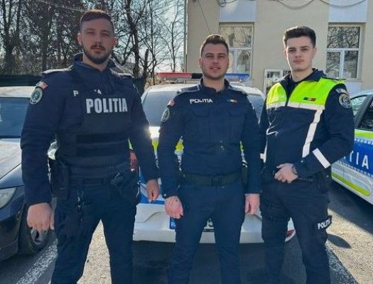 Trei polițiști, eroii unor bătrâni găsiți inconștienți în casă, la Fântânele