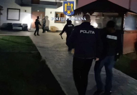 Percheziții la Constanța: Tone de tutun și materiale pirotehnice confiscate și un prejudiciu de 13 milioane de euro