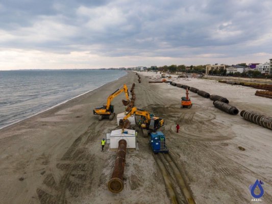 Biologul Răzvan Popescu: Lumea comentează că plaja de la Mamaia are 100 de metri.  E normal, așa era în anii '70
