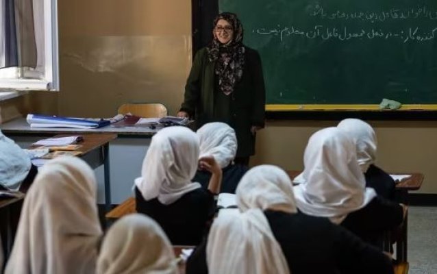 Afganistan: Început de an şcolar fără fete pentru al treilea an consecutiv