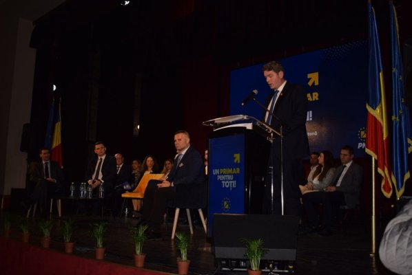 Avocatul Stelian Doru Cătană şi-a anunţat candidatura la Primăria Reghin, din partea PNL