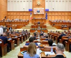 Parlamentul a adoptat legea care îi obligă pe fugari să-și plătească cheltuielile de aducere în ţară 