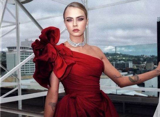 Casa de 7.000.000 de dolari a Carei Delevingne a ars complet: „Inima mea este zdrobită”