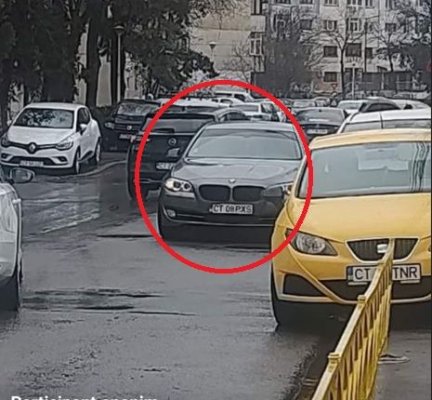 O șoferiță încurcată s-a „rătăcit“ pe contrasens, în apropierea Școlii 12, din zona Dacia